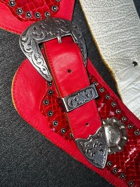 Stunning fine leather western belt